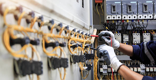 Professional Electrician technician working in Wells, NV